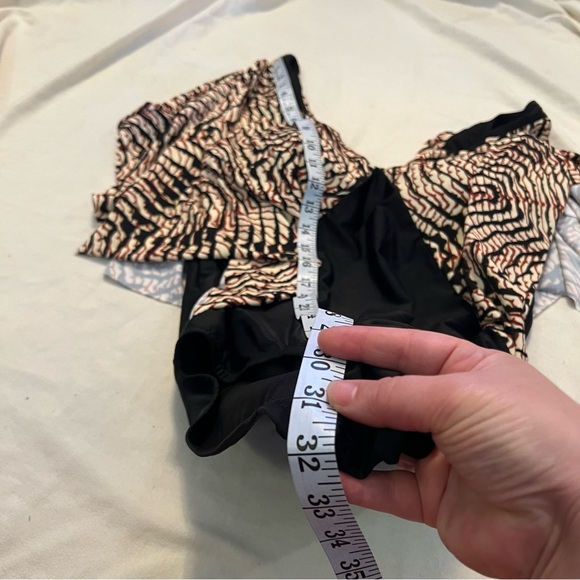 NWT flutter sleeve low V neck swim one piece - Picture 9 of 14